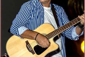 Los Sarantontones despachan el mejor rock español en Los Llanos de Telde/Ildefonso Rodríguez.